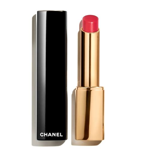 chanel red makeup